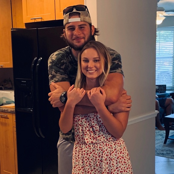 Meet your Posher, Jade - Picture 1 of 1